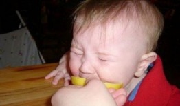 吃瓜网红事件婴儿视频,婴儿视频引发的网络热议与反思