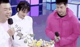 男网红结婚吃瓜视频播放,男网红喜结连理，视频播放量爆表！